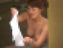 咲乱美女温泉－覗かれた露天風呂の真向裸体－ハイビジョン Vol.18