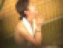 咲乱美女温泉－覗かれた露天風呂の真向裸体－ハイビジョン Vol.77