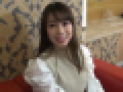 無修正個人撮影動画「「全●監督」にも出演した大人気 Fカップ神乳AV女優のデビュー前の無修正流.出。伝説の美マンと爆乳、濃厚フェラの舌使い、様々な体位のピストンが鮮明に色白マンコ丸出し、生挿入大量中出し！モザイクの向こう」