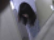 バレたら脱出不能 命がけ潜伏洗面所！ Vol.14 的が定まらないオシッコ