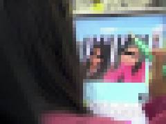 現役ギャル盗撮師 hana様のプリクラ潜入！制服Pチラ！Spot.01