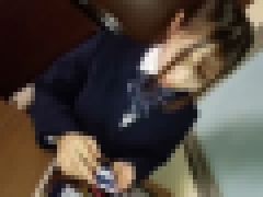 【個撮】 県立普通科①無垢な色白少女。家庭の事情により助けました。野外露出～ホテルで奉仕。