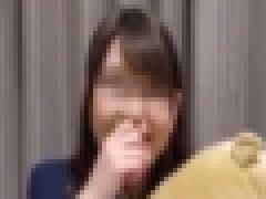 ぱすもさんの個撮シリーズ！県立生徒会書記 優等生少女。初めてのハメ撮りで緊張しながら甘える中出しセックス